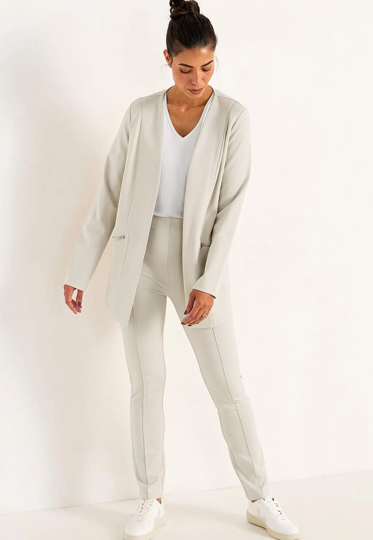 Stilren habitjakke i Punto di Roma jersey Lisa