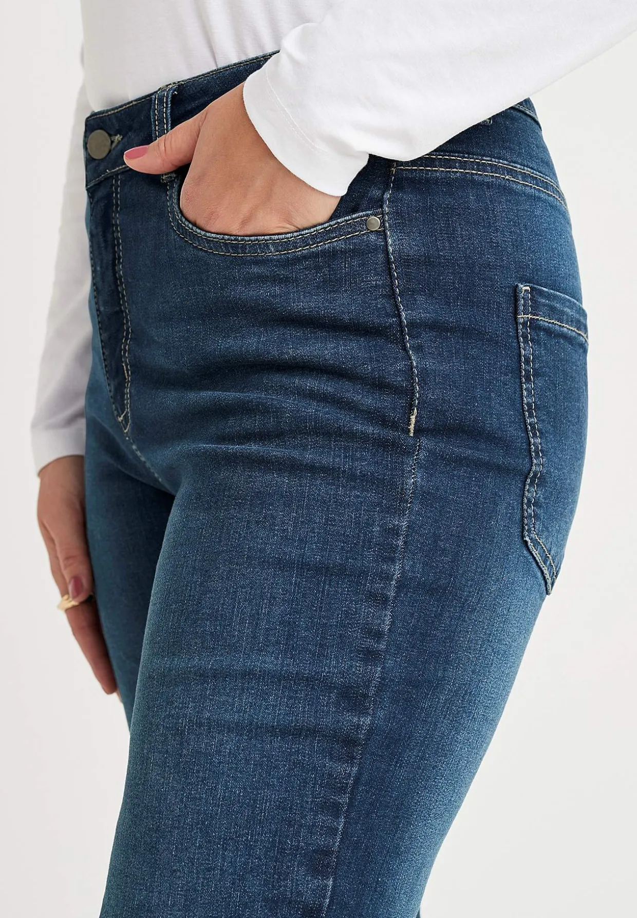 Stretchjeans med lige ben - tre længder Linnea