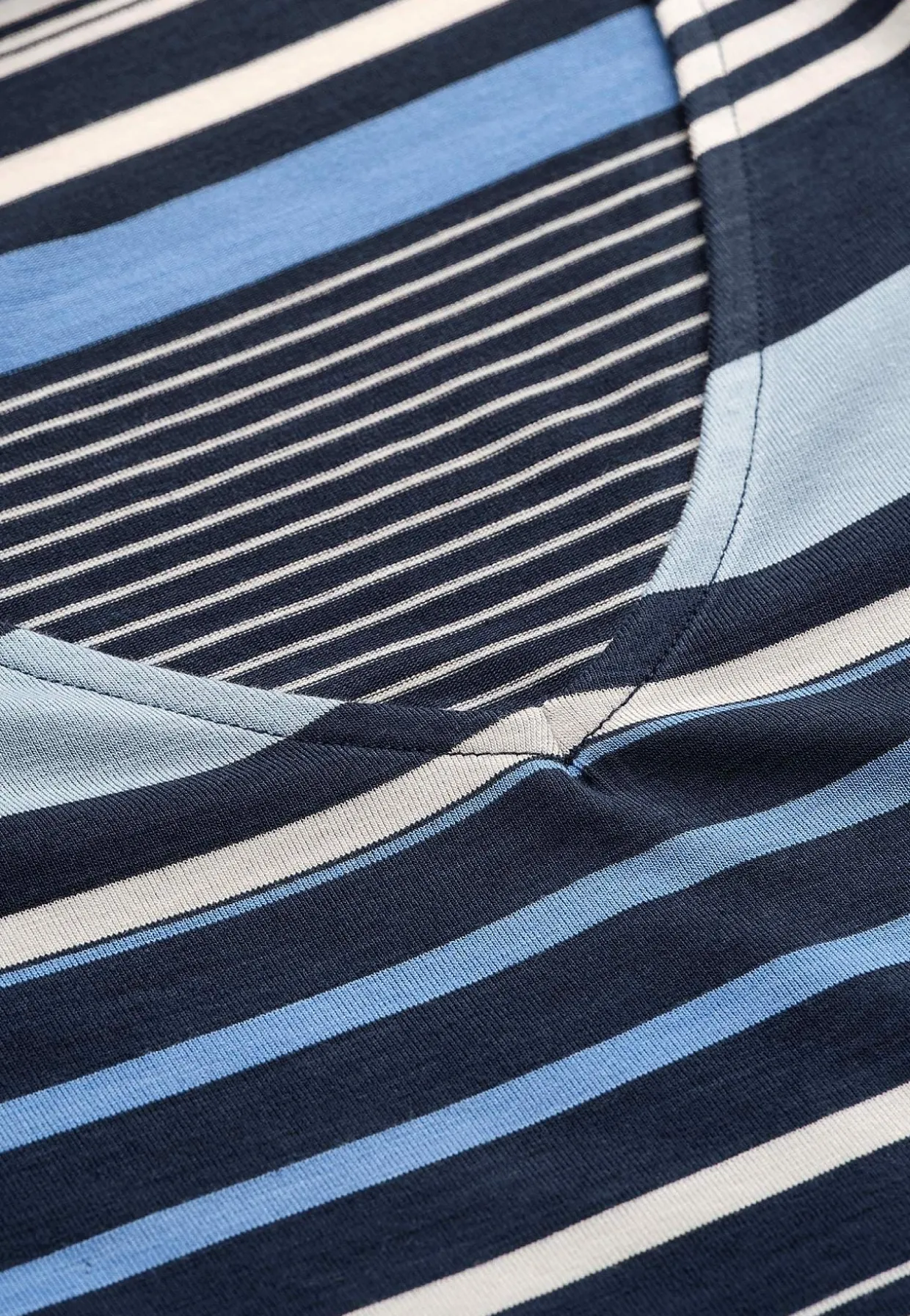 Stribet viskosekjole