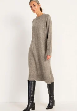 Strikket, blød kjole