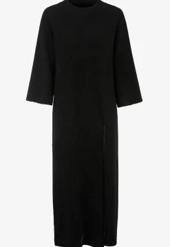 Strikket kjole med høj slids