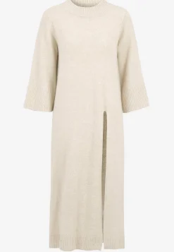 Strikket kjole med høj slids