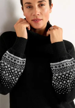 Strikket kjole med jacquardmønstrede ærmer