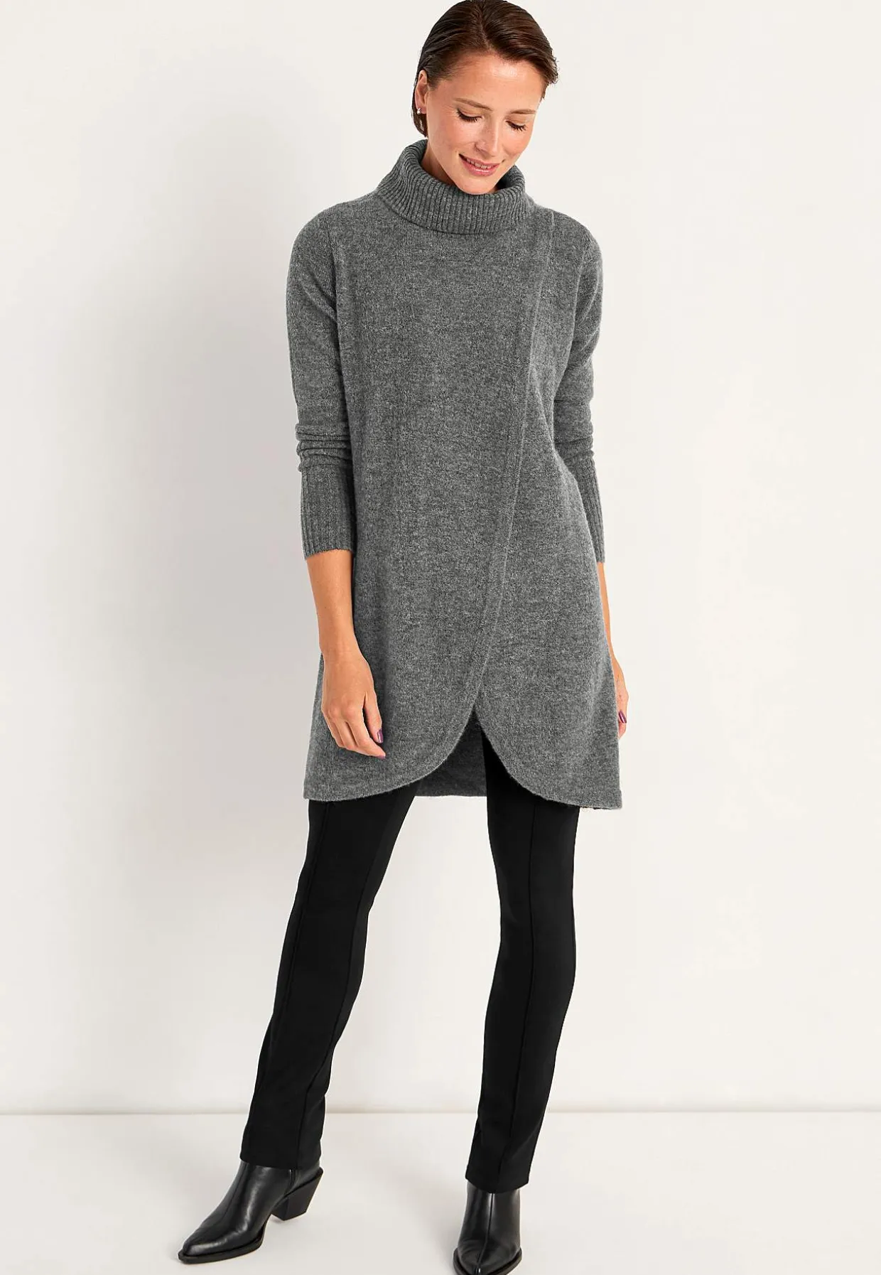 Strikket polotrøje med slå-om detalje foran