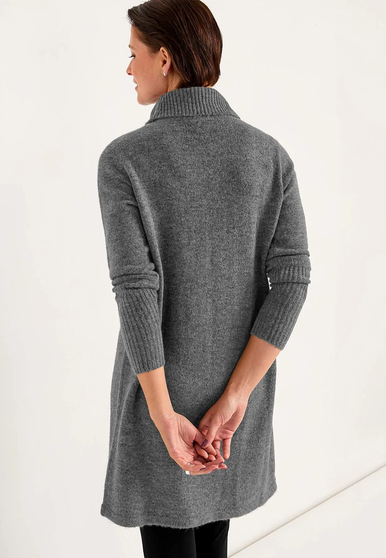 Strikket polotrøje med slå-om detalje foran