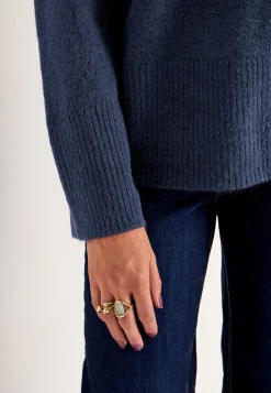 Strikket trøje med afrundet krave