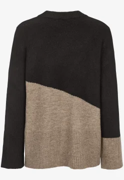 Strikket trøje med afrundet krave