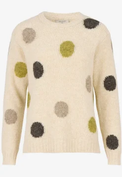 Strikket trøje med prikker