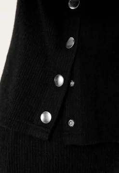 Superblød trøje med knapper