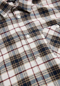 Ternet flonelskjorte