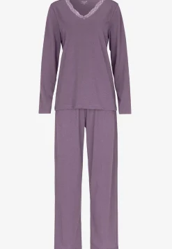 To-delt pyjamas med blondekant
