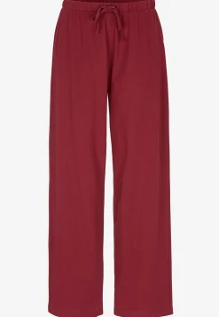 To-delt pyjamas med blondekant