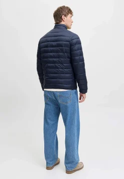 Vandafvisende letvægtsjakke