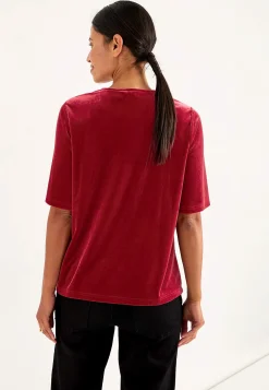 V-udskåret fløjlstop | Cellbes