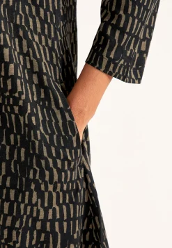 V-udskåret jerseykjole