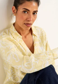 Vævet bluse med brede ærmer