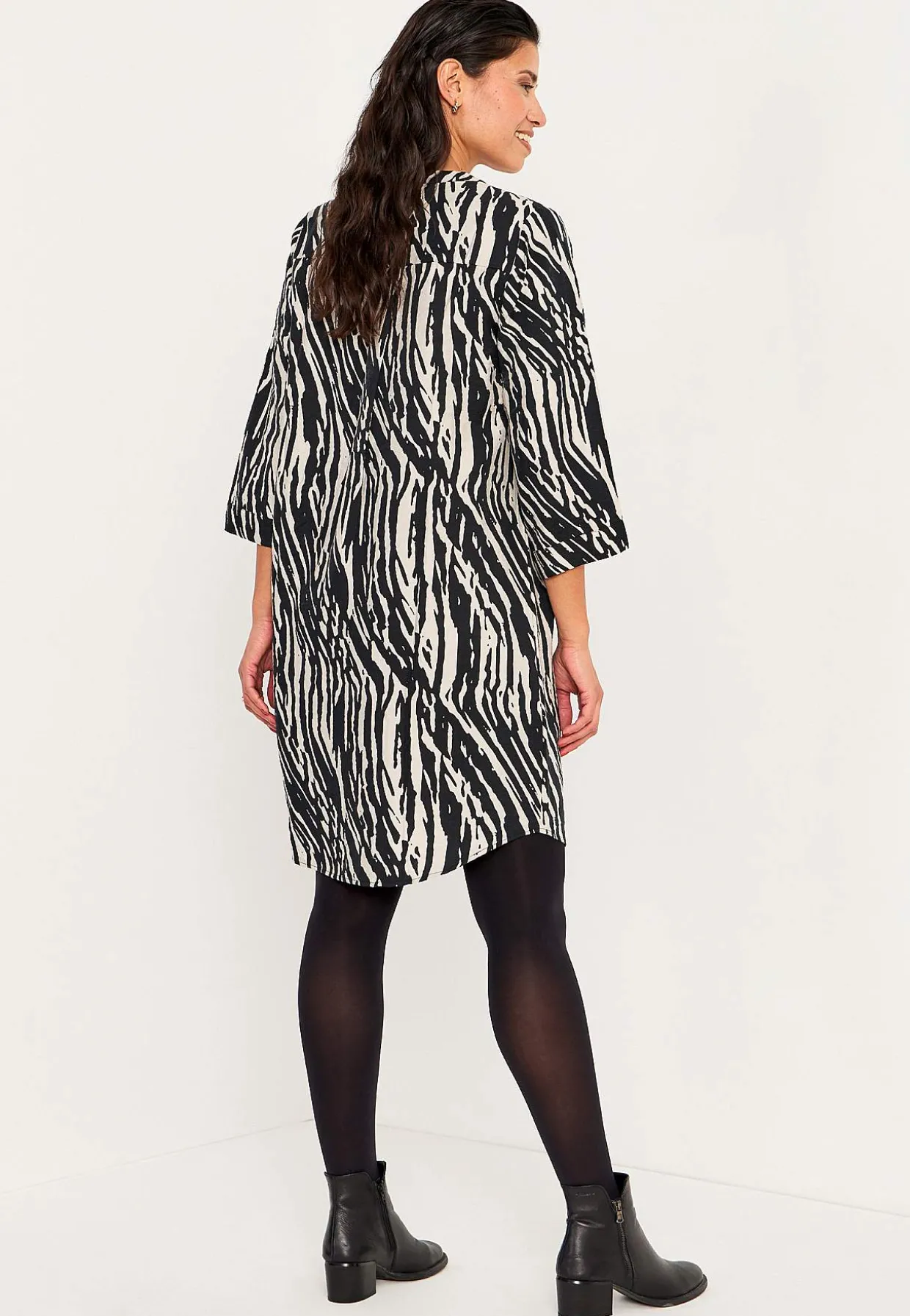 Vævet kjole | Cellbes