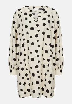 Vævet, prikket tunika